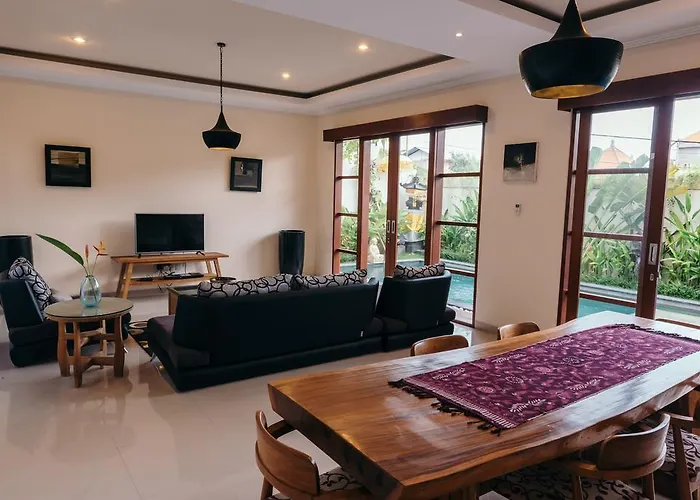 Aurikari Villa Legian (Bali)