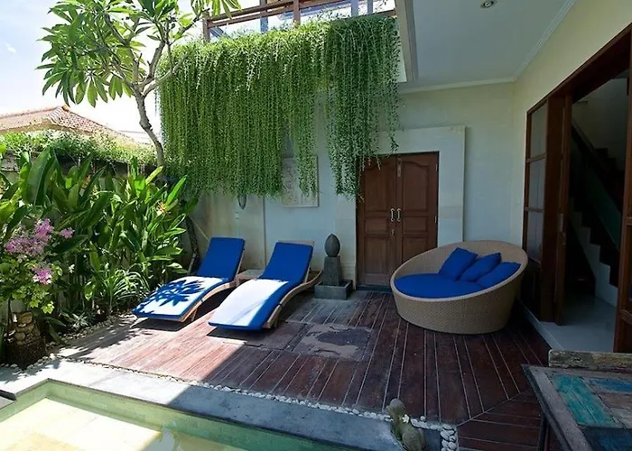 Aurikari Villa *