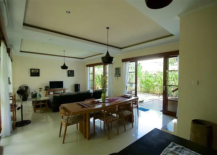 Villa Aurikari Legian (Bali)
